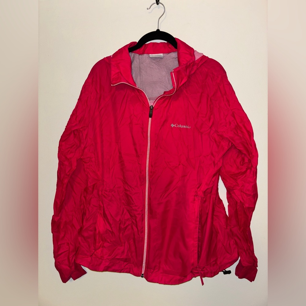 Columbia Women’s Pink Hooded Windbreaker Jacket